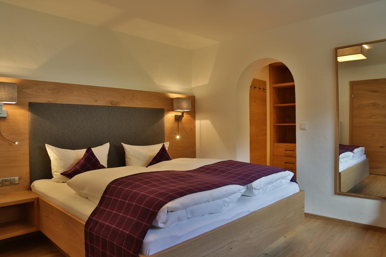 Haus Waldheim Bed and Breakfast Tux Buitenkant foto