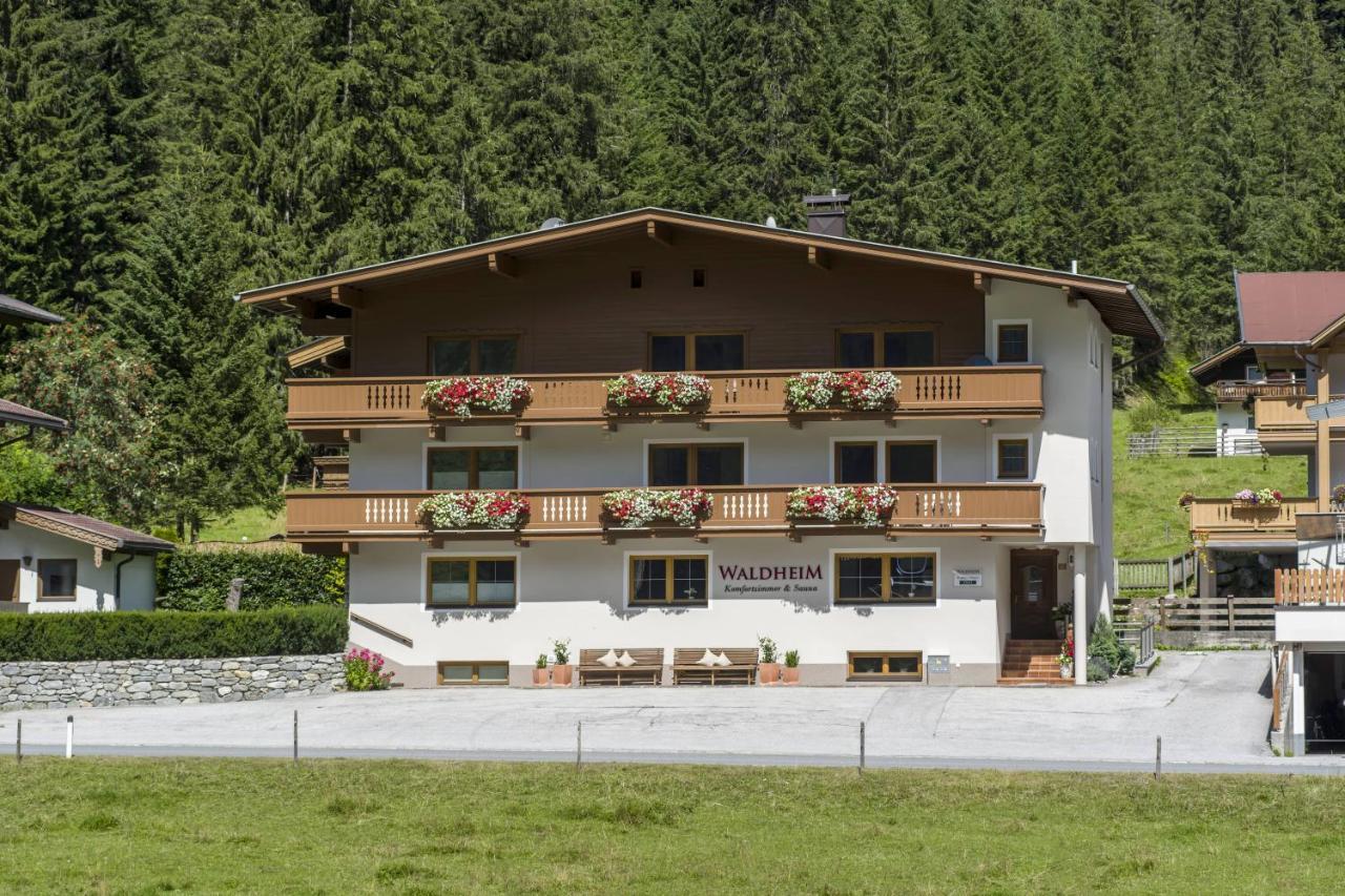 Haus Waldheim Bed and Breakfast Tux Buitenkant foto